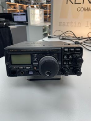 Yaesu FT-897D with Yaesu FP-30 Power Supply (USED)